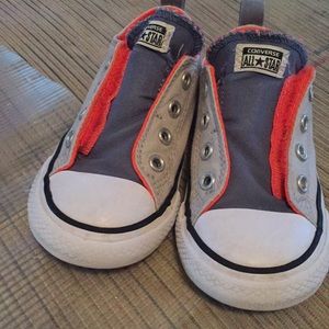 Boys converse slip on’s